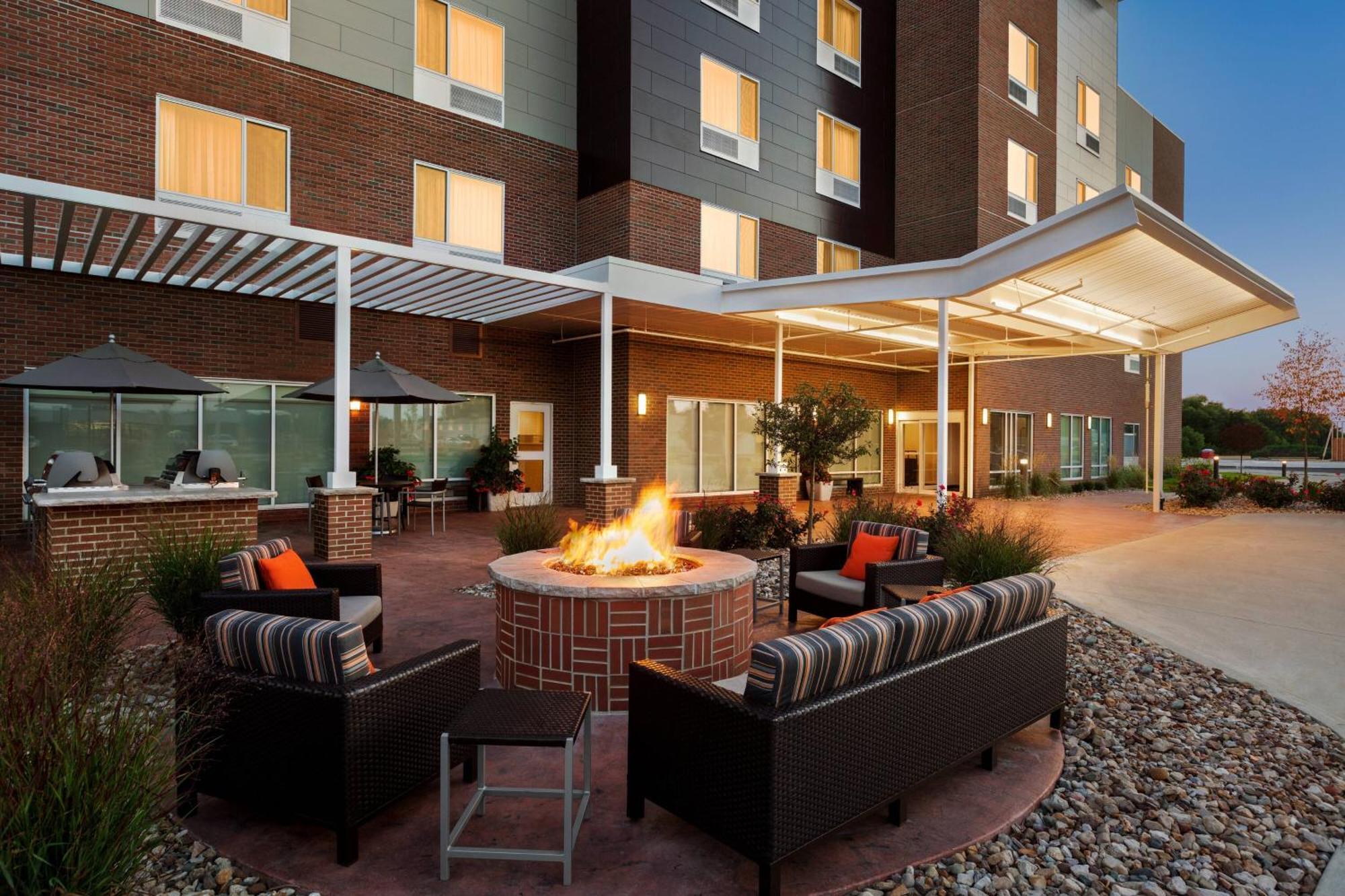 Towneplace Suites Cedar Rapids Marion Eksteriør bilde