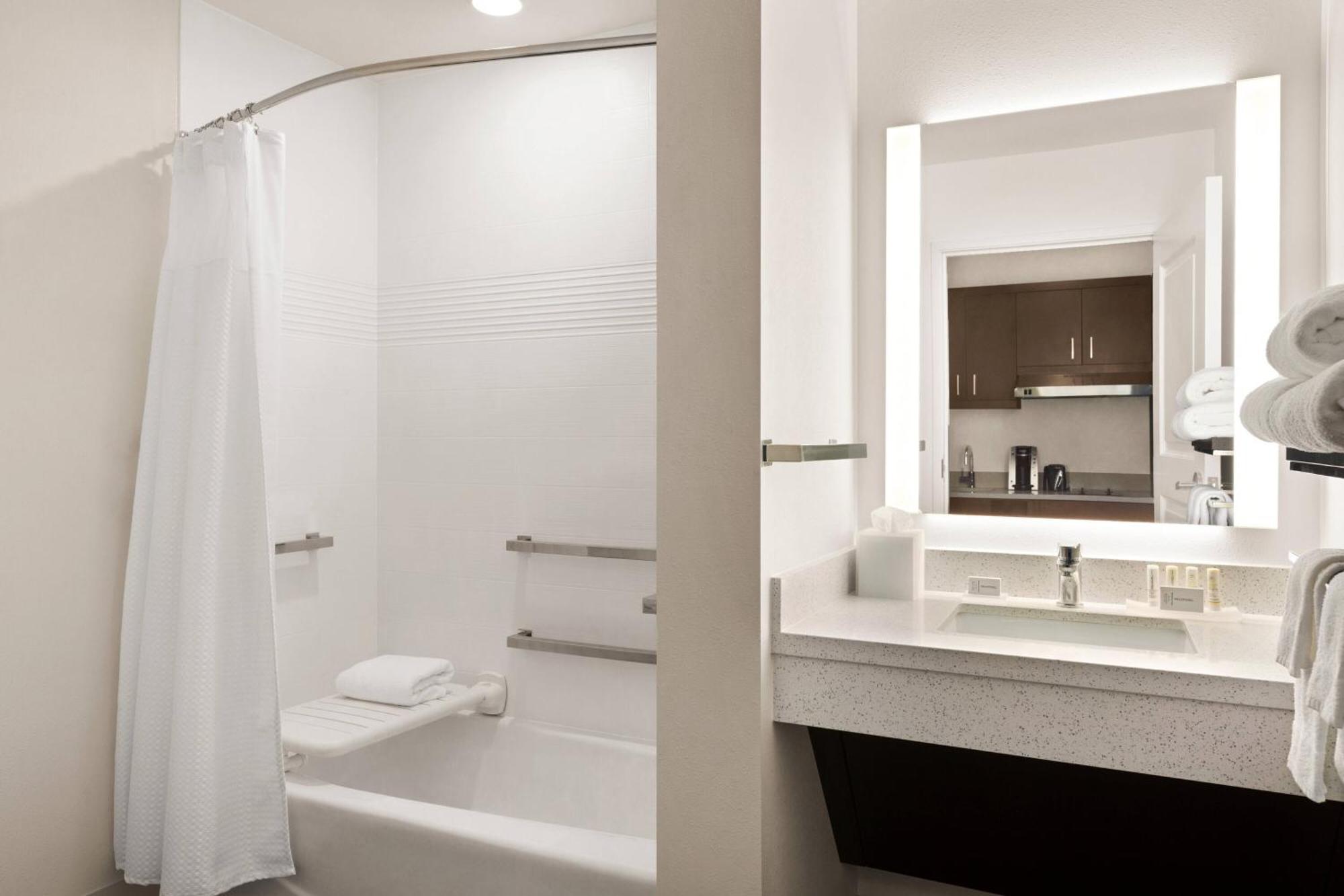 Towneplace Suites Cedar Rapids Marion Eksteriør bilde